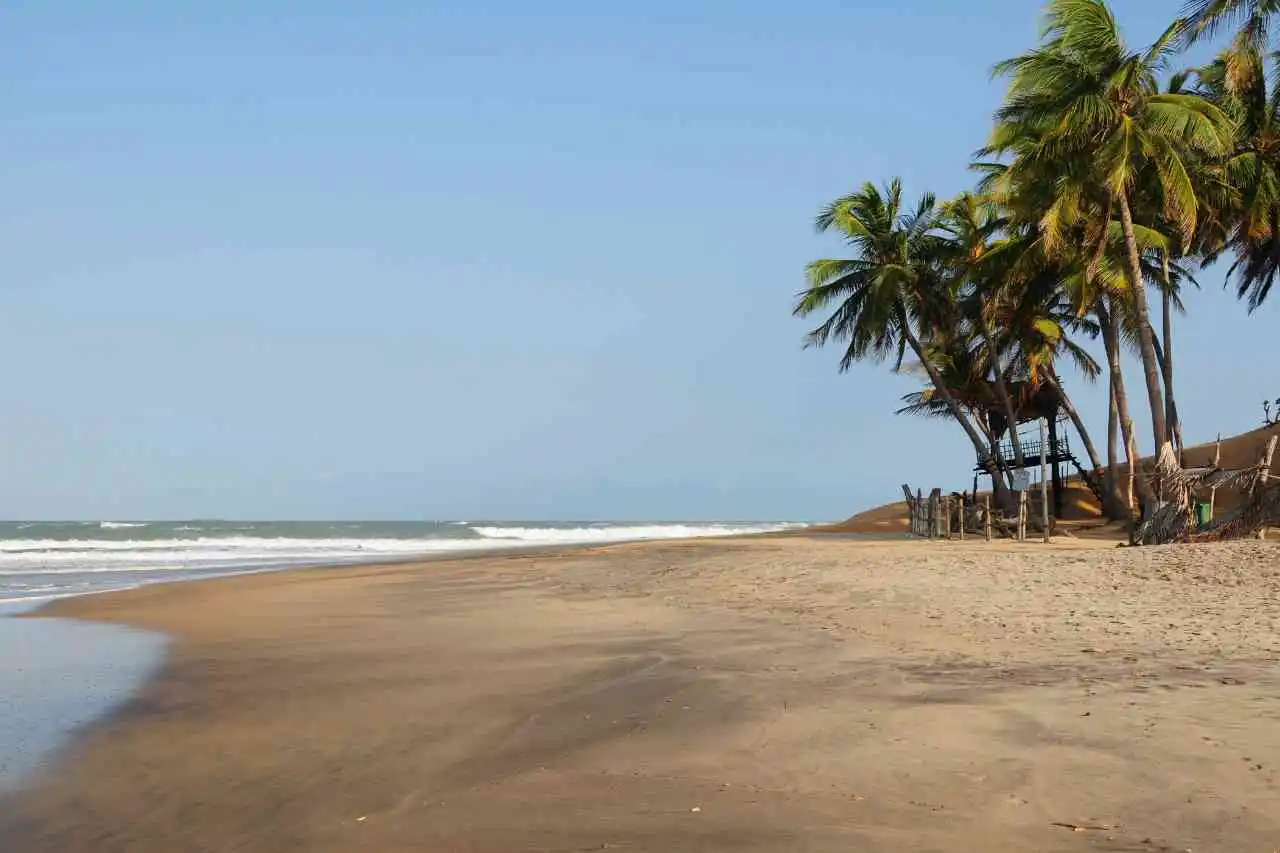 arugam-bay-beach-east-coast-beach-sri-lanka