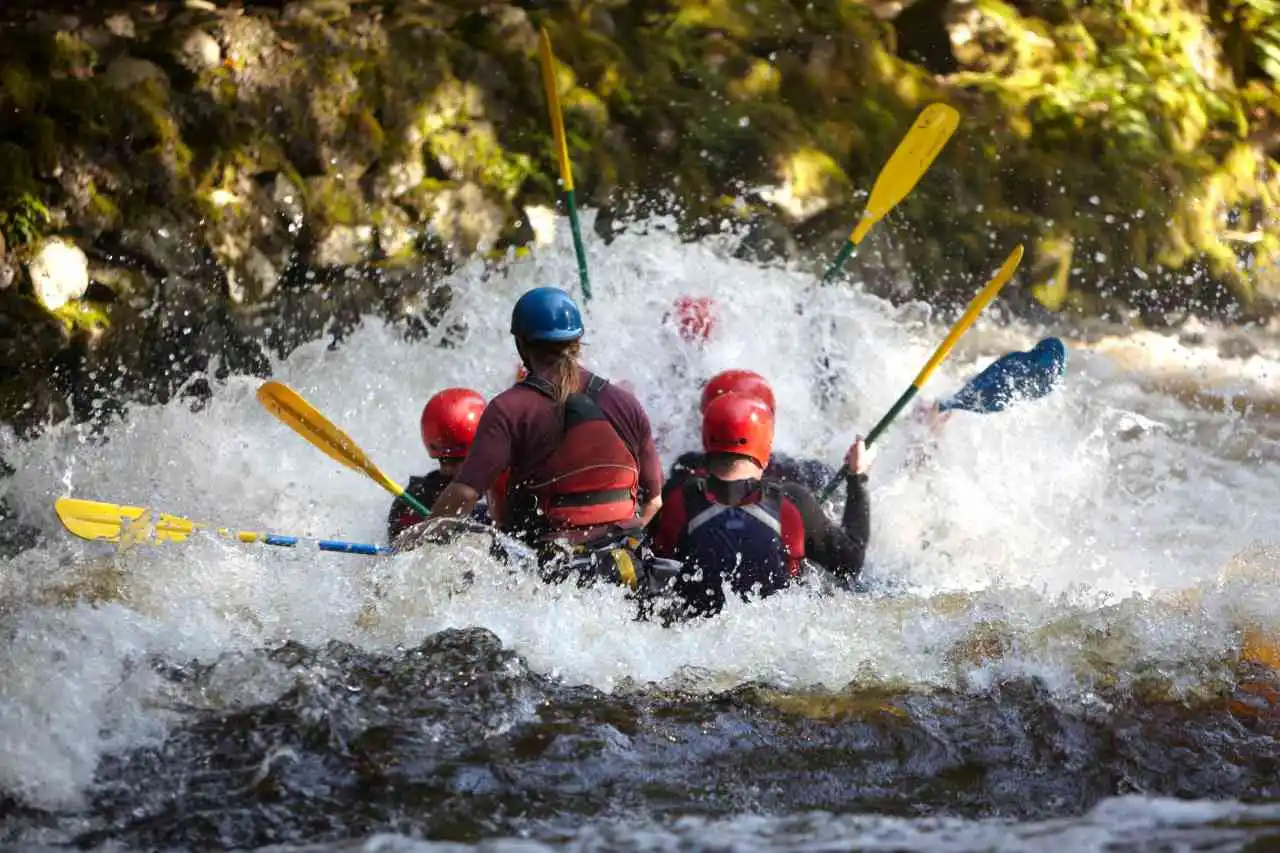 kitulgala-white-water-rafting-sri-lanka-adventure