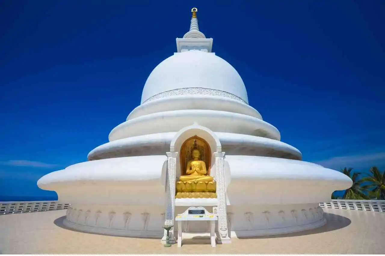 rumassala-japanese-peace-pagoda-down-south-sri-lanka