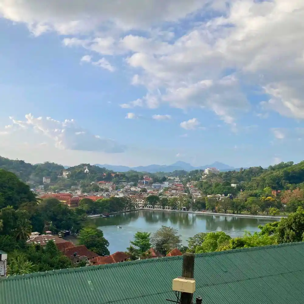 serendib-events-and-tours-management-sri-lanka-tour-operator-kandy-view-point