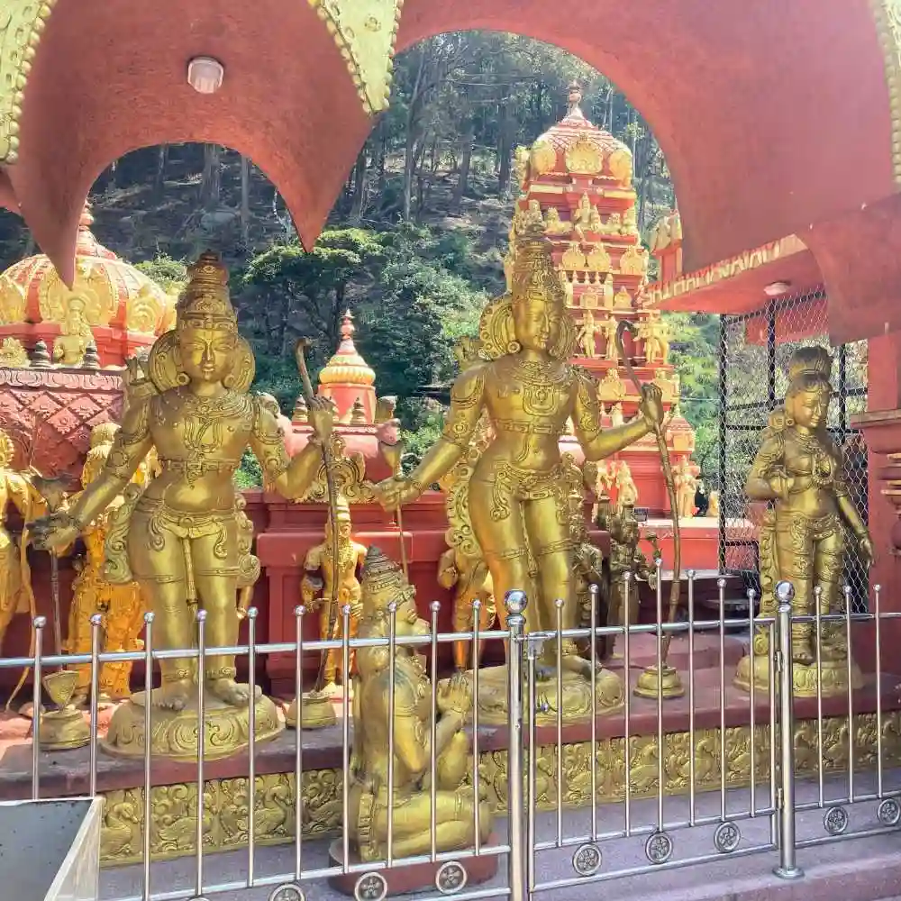 serendib-events-and-tours-management-sri-lanka-tour-operator-nuwara-eliya-seetha-eliya-seetha-amman-temple