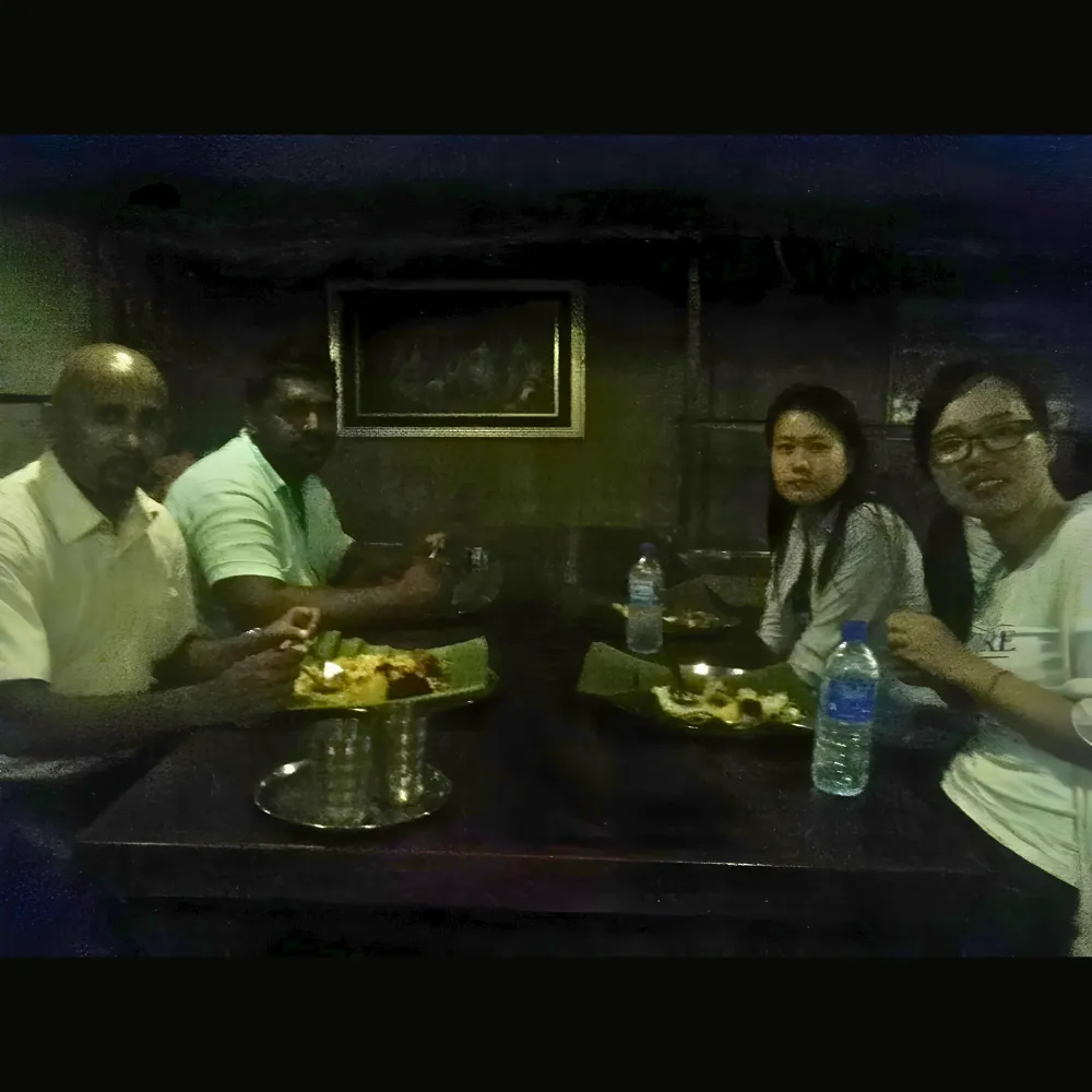 serendib events and tours sri lanka travel agent tour operator with guests from Thailand